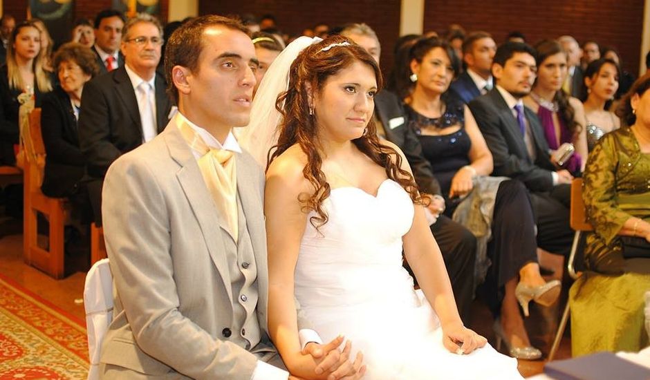 El matrimonio de Felipe y Catalina en Puente Alto, Cordillera