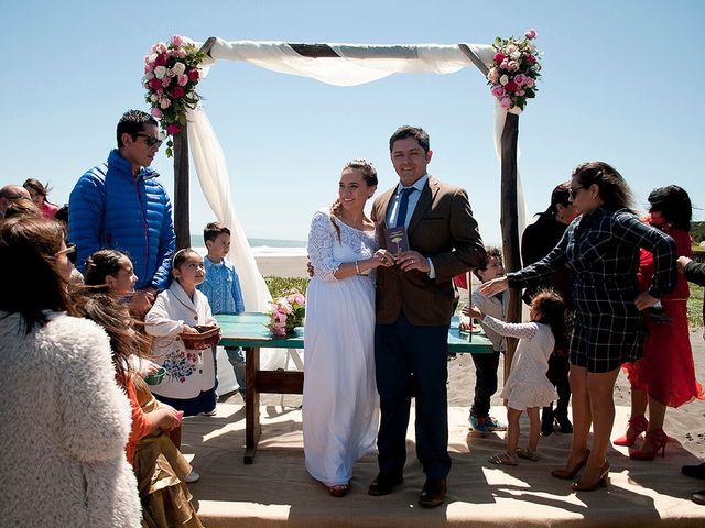 El matrimonio de Christian y Widays en Pichilemu, Cardenal Caro 1