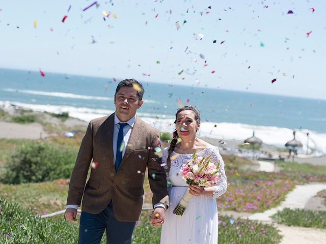 El matrimonio de Christian y Widays en Pichilemu, Cardenal Caro 7