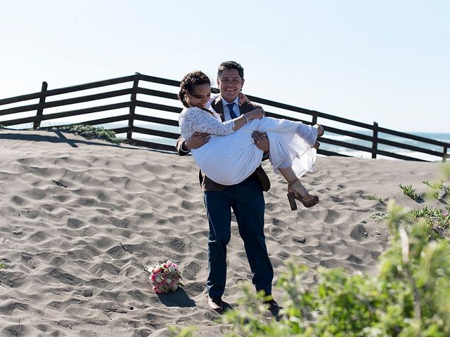 El matrimonio de Christian y Widays en Pichilemu, Cardenal Caro 20