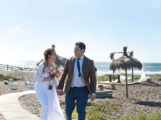 El matrimonio de Christian y Widays en Pichilemu, Cardenal Caro 22