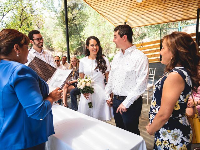 El matrimonio de Benjamín y Nicole en San Esteban, Los Andes 19
