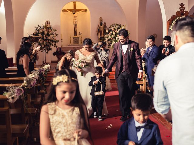 El matrimonio de Erick y Madeleine en San Bernardo, Maipo 94