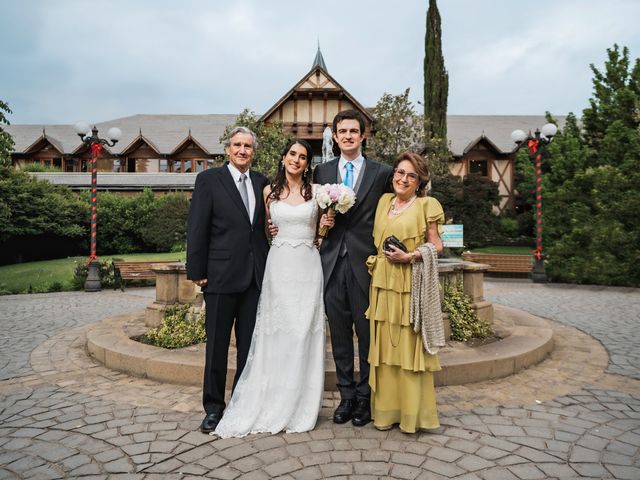 El matrimonio de Gonzalo y María de Los Angeles en Las Condes, Santiago 33