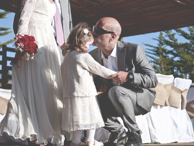 El matrimonio de Brian y Cata en Pichilemu, Cardenal Caro 19