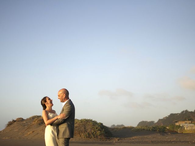 El matrimonio de Brian y Cata en Pichilemu, Cardenal Caro 54