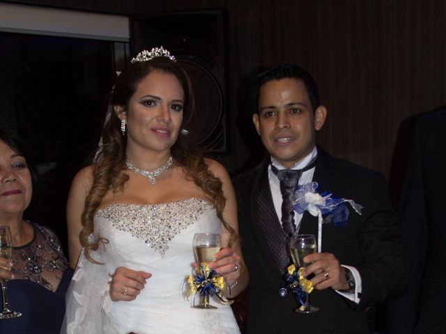 El matrimonio de Ronald y Marlis Pinedo en Santiago, Santiago 15