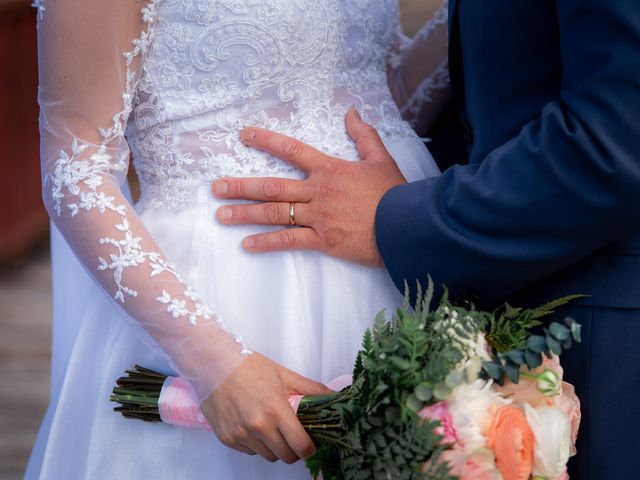 El matrimonio de Felipe y Priscilla en Lago Ranco, Ranco 8