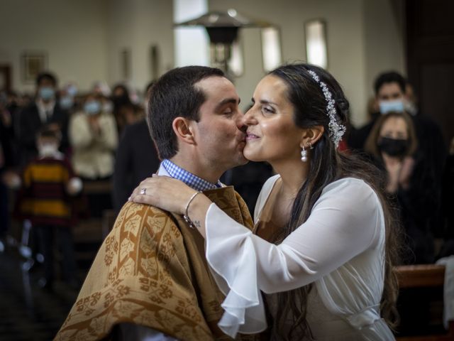 El matrimonio de Eduardo y Ignacia en San Clemente, Talca 17