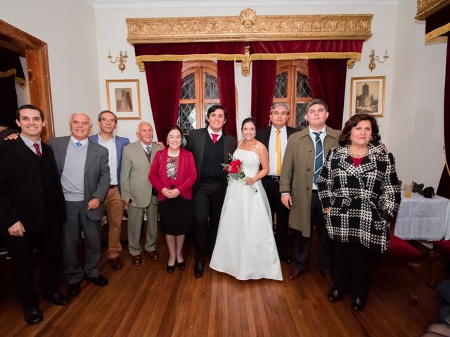 El matrimonio de Constantino y Gissela en Ñuñoa, Santiago 24