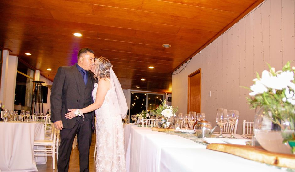 El matrimonio de Mauricio y Jennifer en Puente Alto, Cordillera