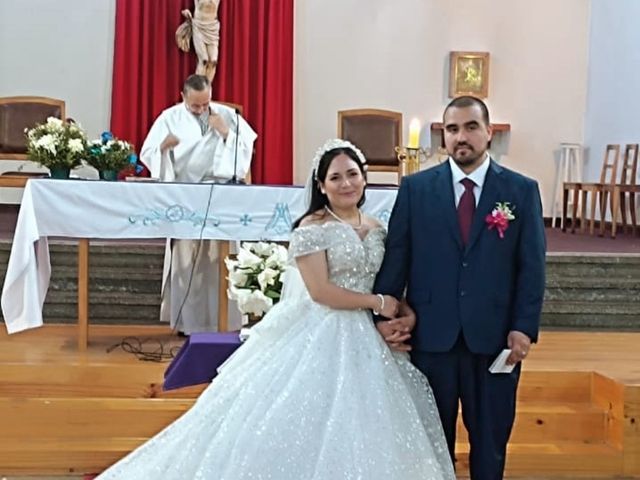 El matrimonio de Felipe  y Carol  en Río Bueno, Ranco 1