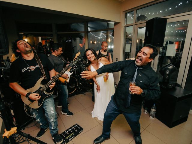 El matrimonio de Roberto y Lorena en San Pedro de la Paz, Concepción 21