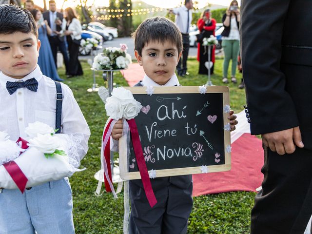 El matrimonio de Cristobal y Daniela en San Bernardo, Maipo 25