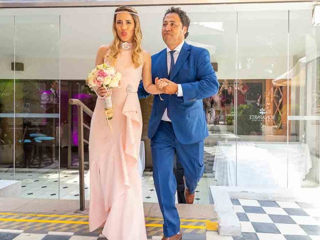 El matrimonio de Alejandro y Mónica en Providencia, Santiago 16