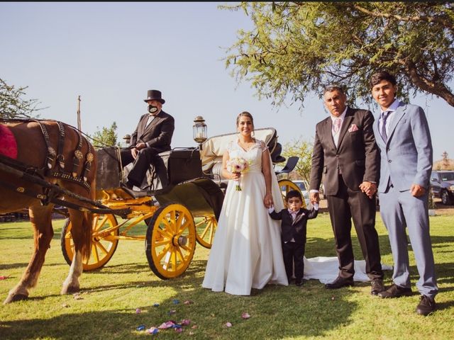 El matrimonio de Luis y Belén  en Malloa, Cachapoal 1