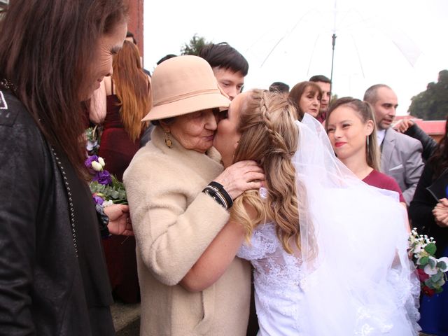 El matrimonio de Felipe y Diana en Puerto Varas, Llanquihue 9