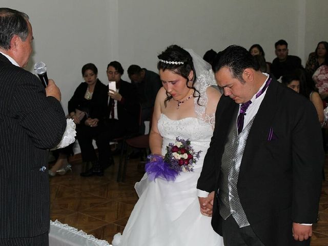 El matrimonio de Yerko Nicolás  y Deborah Valentina  en Cerro Navia, Santiago 7