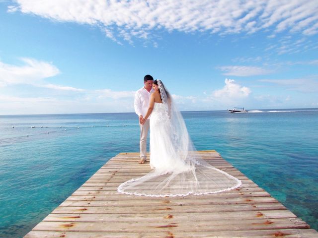 El matrimonio de Rodrigo  y Mariela  en Iquique, Iquique 1