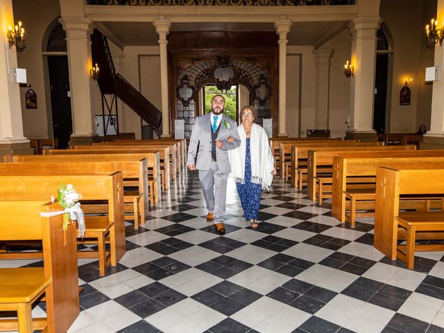 El matrimonio de Gonzalo y Paola en San Bernardo, Maipo 12