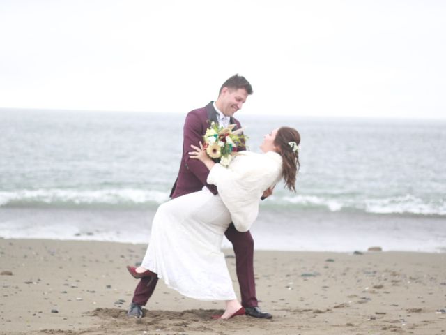 El matrimonio de Cristina  y Juan Antonio en Ancud, Chiloé 2