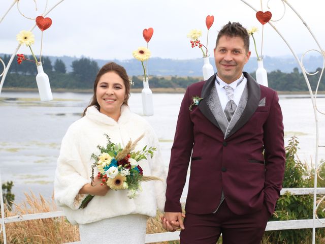 El matrimonio de Cristina  y Juan Antonio en Ancud, Chiloé 7