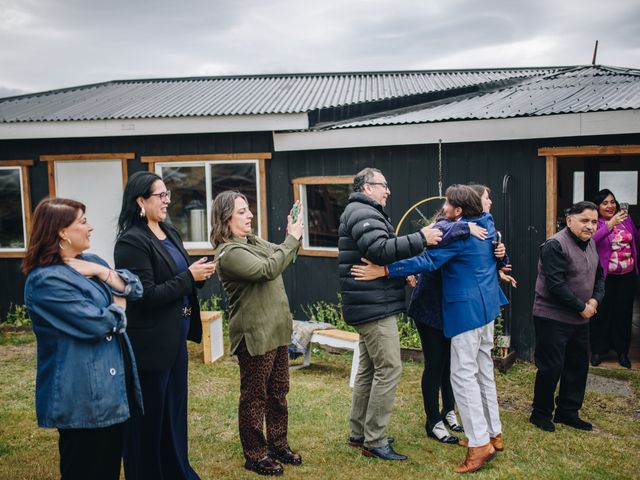 El matrimonio de Claudio y Miriam en Natales, Última Esperanza 17