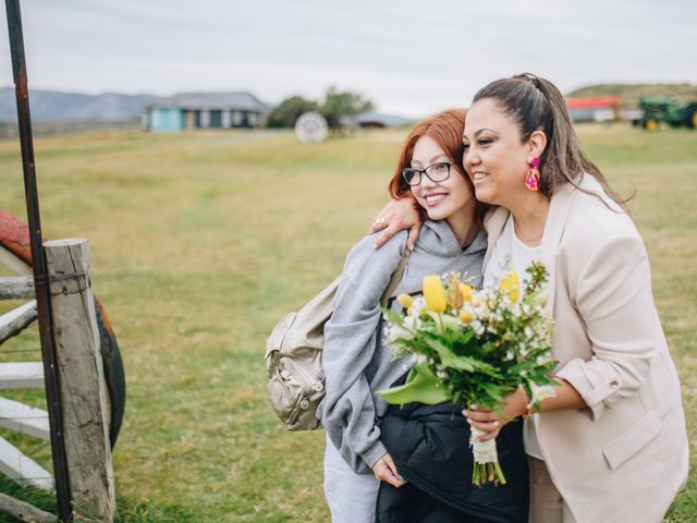 El matrimonio de Claudio y Miriam en Natales, Última Esperanza 19