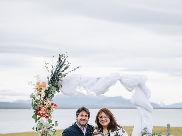 El matrimonio de Claudio y Miriam en Natales, Última Esperanza 34