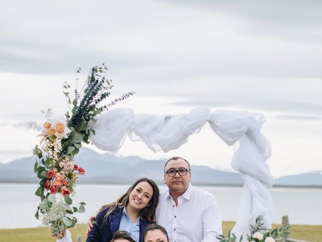 El matrimonio de Claudio y Miriam en Natales, Última Esperanza 35