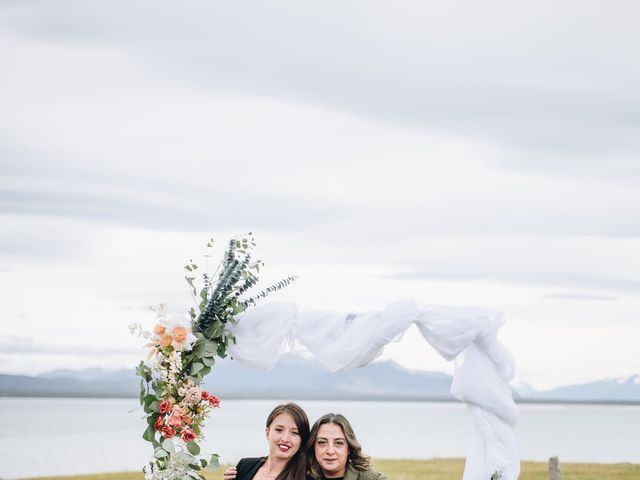 El matrimonio de Claudio y Miriam en Natales, Última Esperanza 36