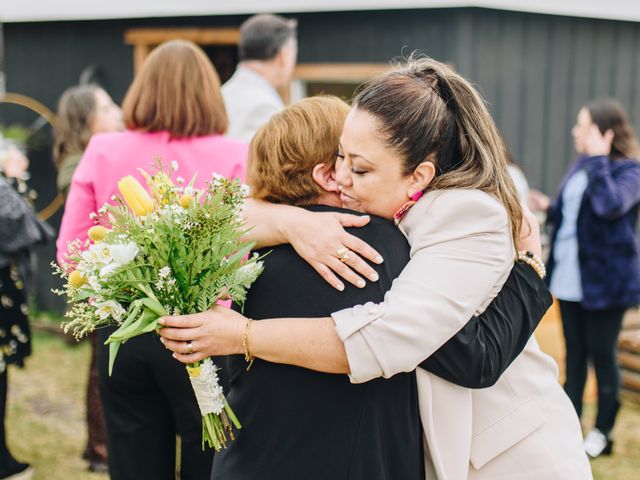 El matrimonio de Claudio y Miriam en Natales, Última Esperanza 40