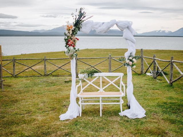 El matrimonio de Claudio y Miriam en Natales, Última Esperanza 66