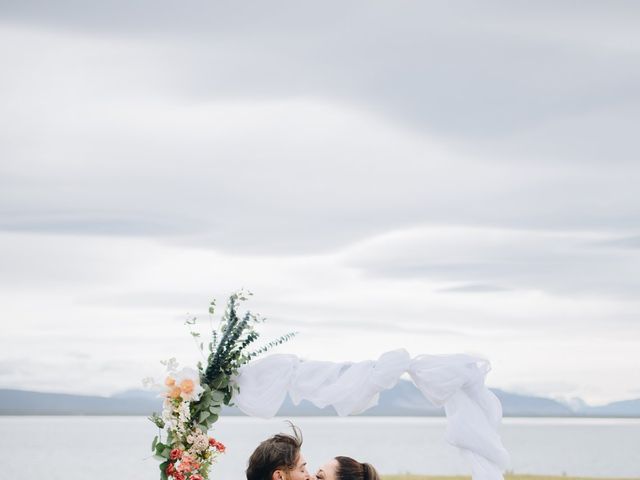 El matrimonio de Claudio y Miriam en Natales, Última Esperanza 103