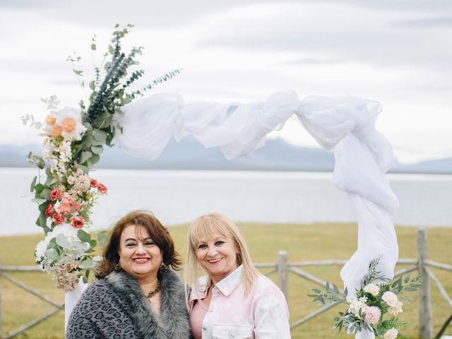 El matrimonio de Claudio y Miriam en Natales, Última Esperanza 112