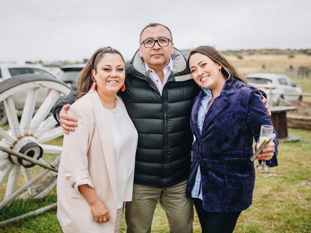 El matrimonio de Claudio y Miriam en Natales, Última Esperanza 114