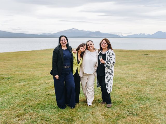 El matrimonio de Claudio y Miriam en Natales, Última Esperanza 120