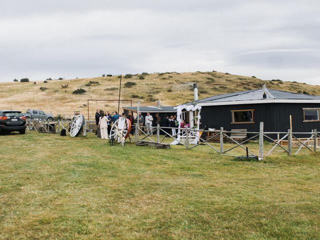 El matrimonio de Claudio y Miriam en Natales, Última Esperanza 176