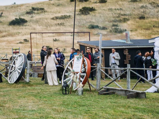 El matrimonio de Claudio y Miriam en Natales, Última Esperanza 177