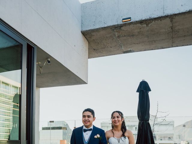 El matrimonio de Yorber y Maikely en Las Condes, Santiago 11