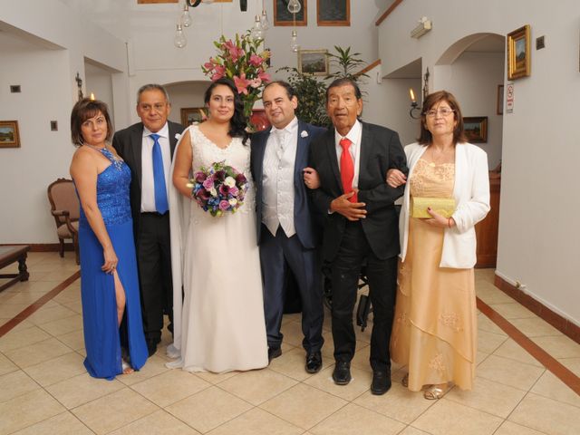 El matrimonio de Mario y Yanitza  en Peñalolén, Santiago 17