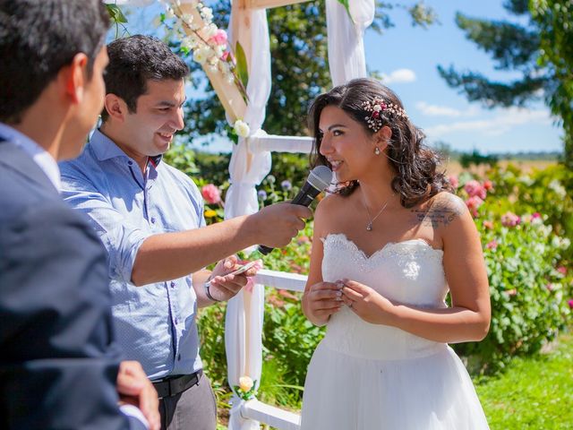 El matrimonio de Sebastián y Lya en Puerto Varas, Llanquihue 43
