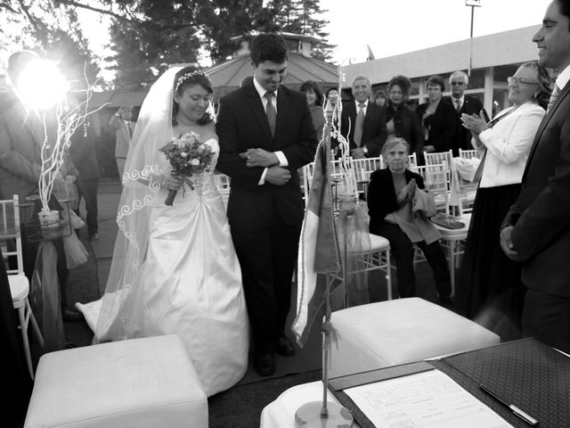 El matrimonio de Felipe y Claudia  en Puente Alto, Cordillera 16