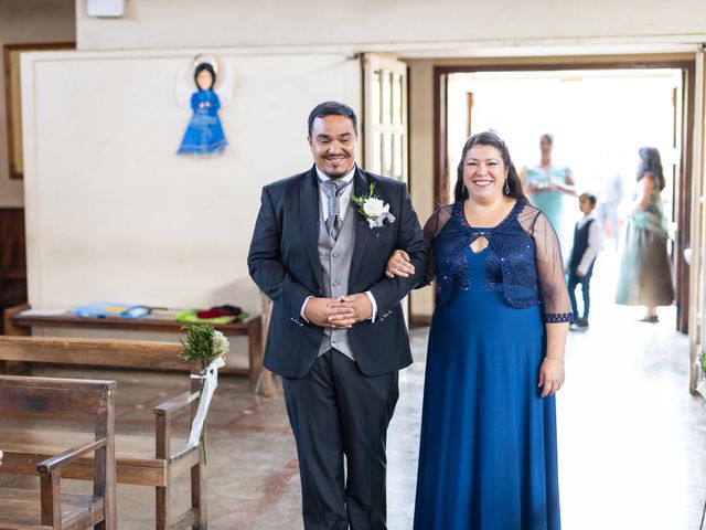 El matrimonio de Vanessa y Alejandro en Lampa, Chacabuco 5