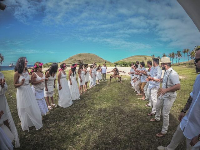 El matrimonio de Fernando  y Loreto en Isla de Pascua, Isla de Pascua 7