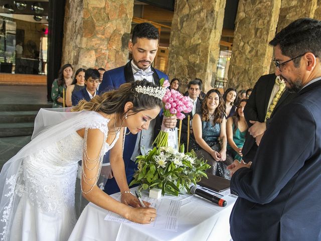 El matrimonio de Felipe y Macarena en Lo Barnechea, Santiago 221