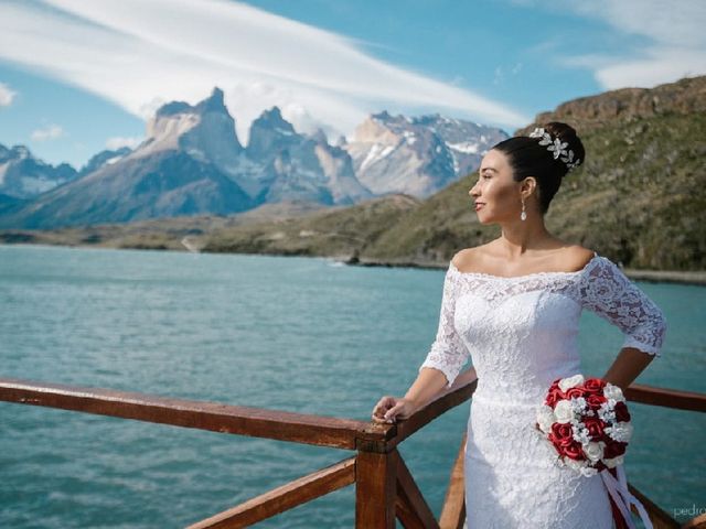 El matrimonio de Pablo y Claudia en Torres del Paine, Última Esperanza 3