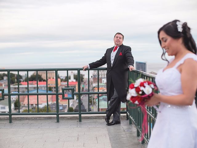 El matrimonio de Julio y Claudia en Punta Arenas, Magallanes 5