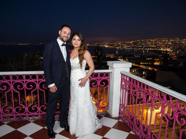 El matrimonio de José Luis y Emilyn en Valparaíso, Valparaíso 13