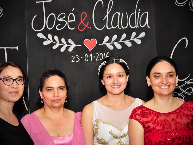 El matrimonio de José y Claudia en Macul, Santiago 24